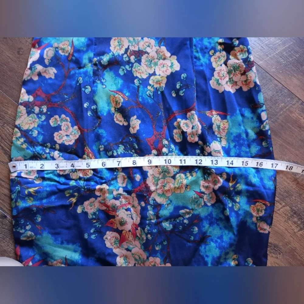 Beth and Brian Qipao blue floral Japanese dress  size L - Picture 10 of 10